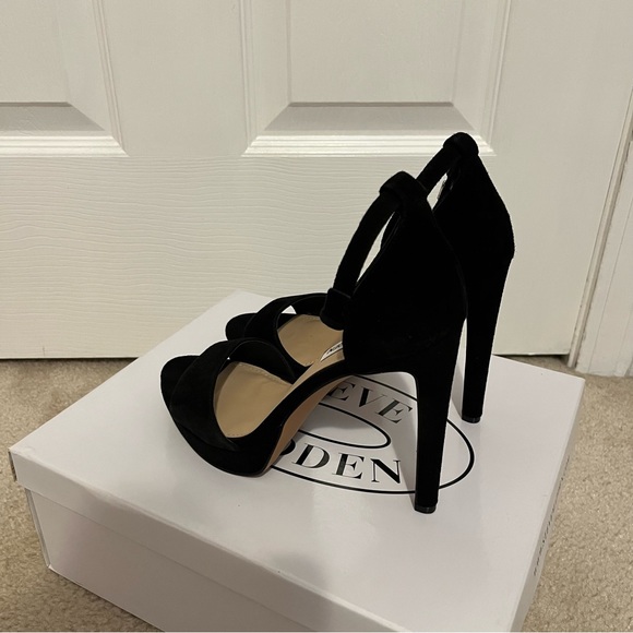 Steve Madden Platform Sandal - Picture 3 of 8